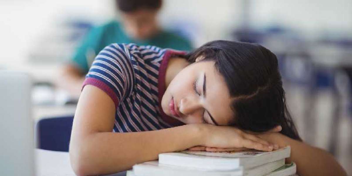 HOW TO HANDLE SLEEP DEPRIVATION IN STUDENTS