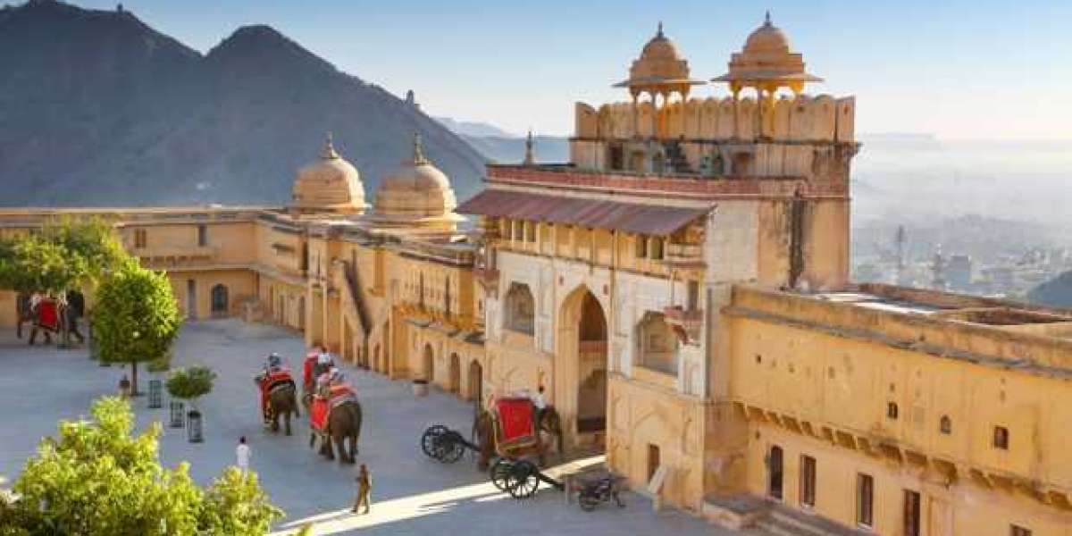 Fortress and royal residences to visit in Jaipur