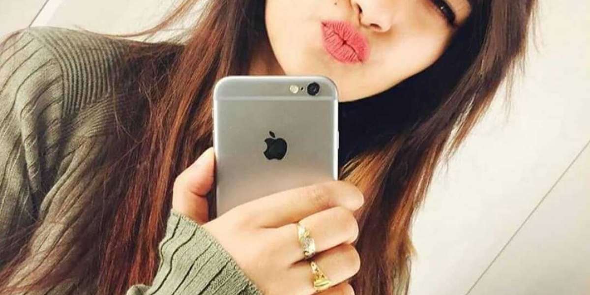 New Attitude dp for Girls for Whatsapp