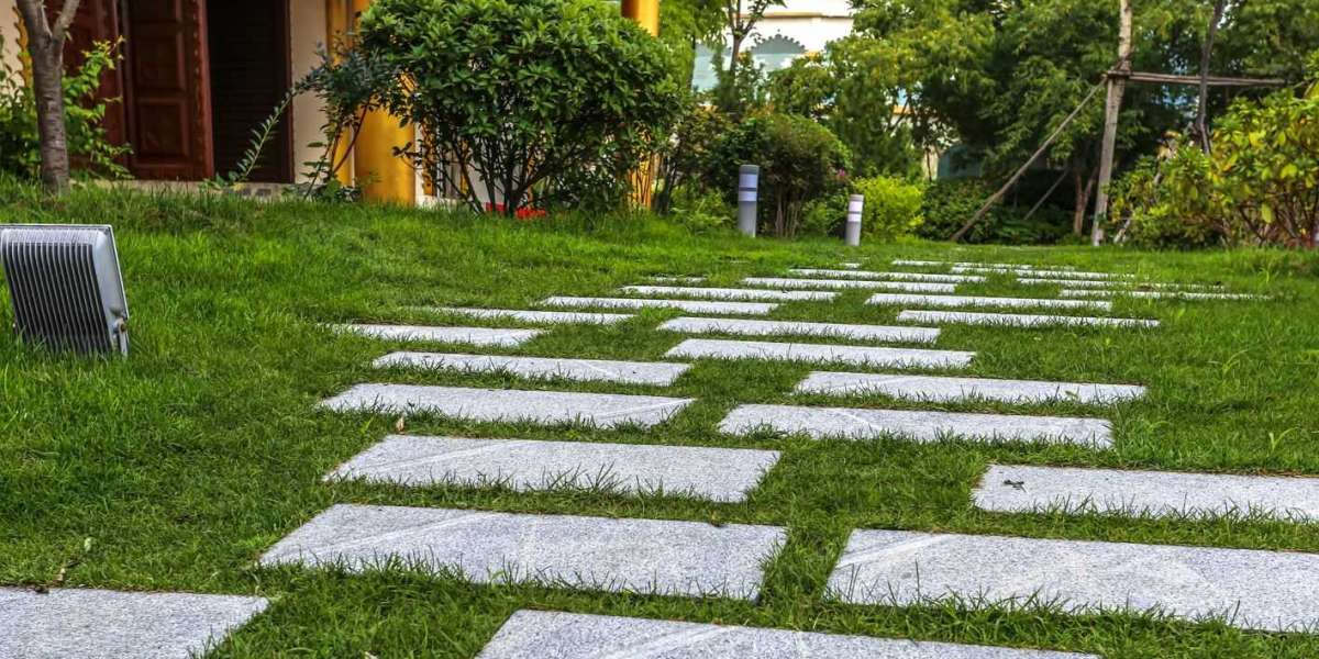 The Top 5 Benefits of Installing a Putting Green in Your Houston Home