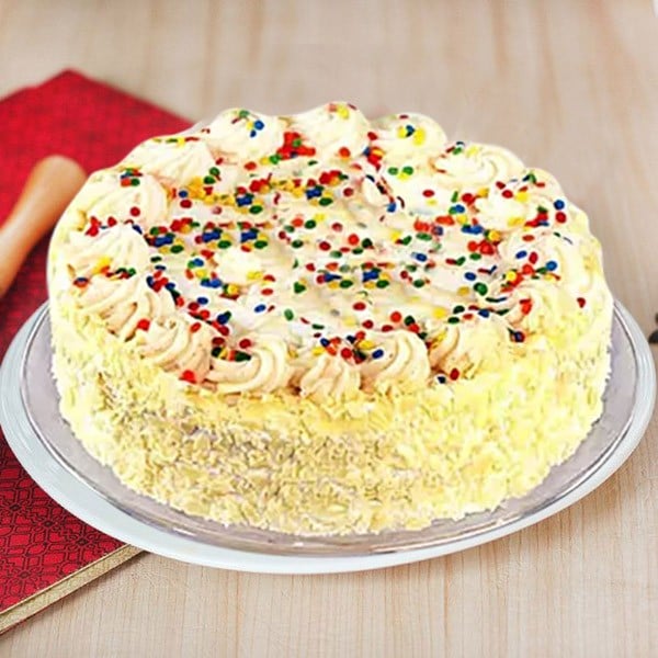 Buy or Order Fresh Vanilla Cake Online | Same Day Delivery Gifts  - OyeGifts.com