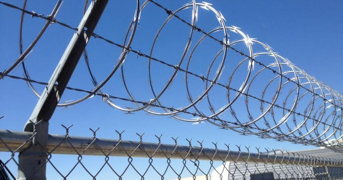 7 Reasons to Opt for A Professional Barbed Wire Fencing Installation