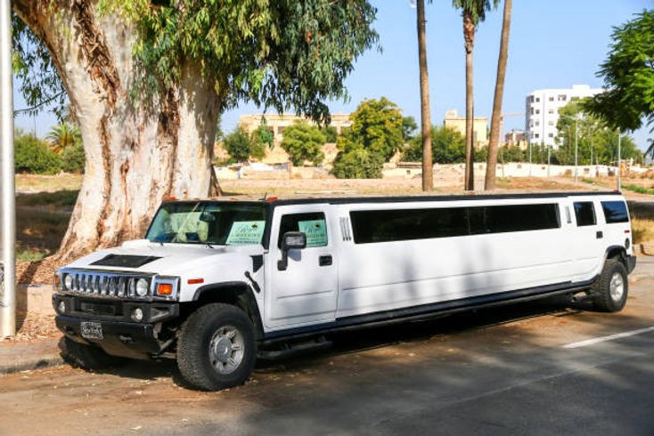 Signs You Need to Hire a Limo Car Service for Your Corporate Event