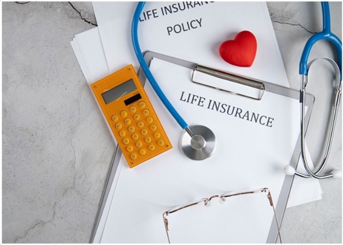 How a Life Insurance Calculator Simplifies the Insurance Process? | Vipon